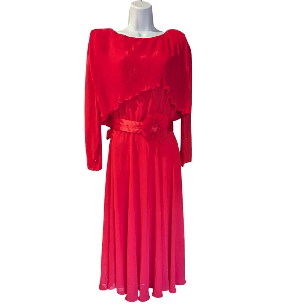 Size 8 Petite. Ursula Of Switzerland Dress